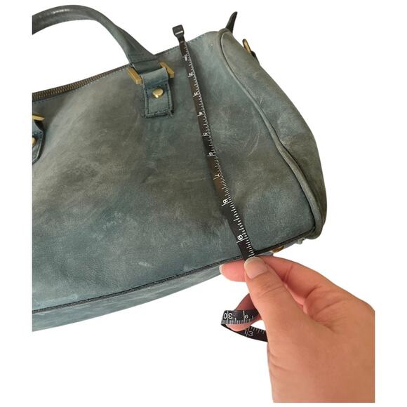 Jesslyn Blake Urban Outfitters green cow skin leather bag with detachable strap - Picture 11 of 12